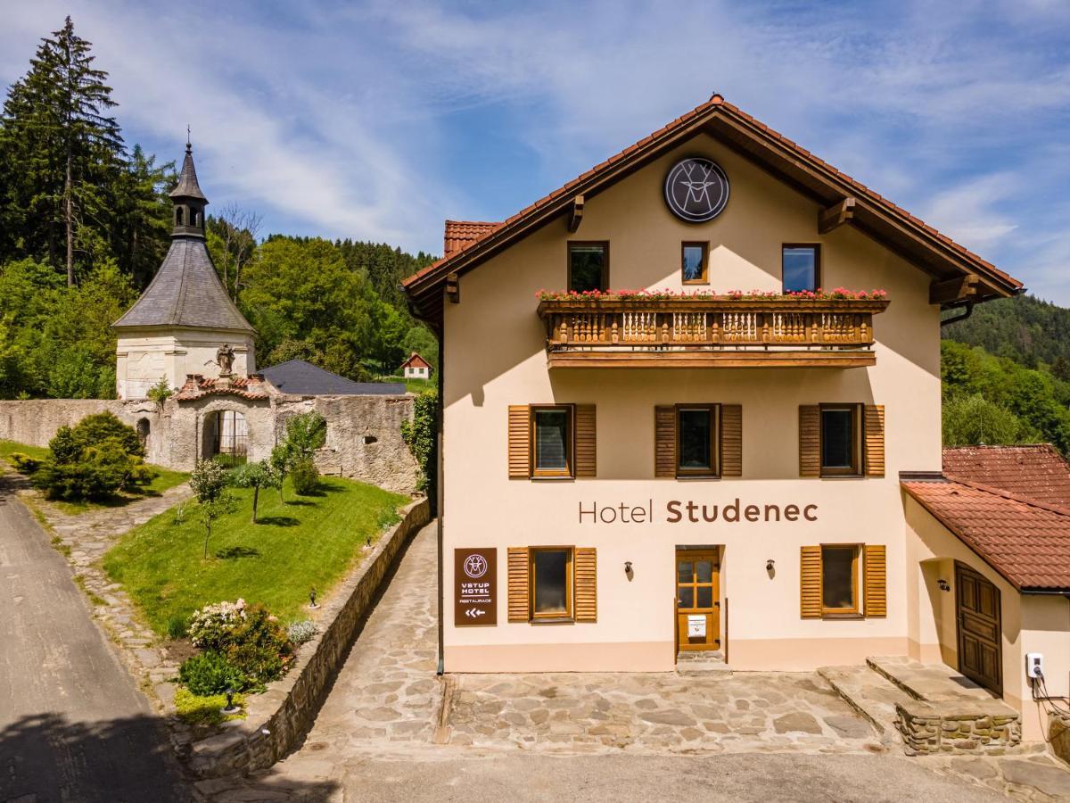 Hotel Studenec Rožmberk Rožmberk nad Vltavou Exteriér fotografie